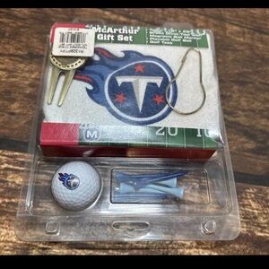 Golf Gift Set Tennessee Titans NFL Football Divit Tool Ball Marker Tees & Towel